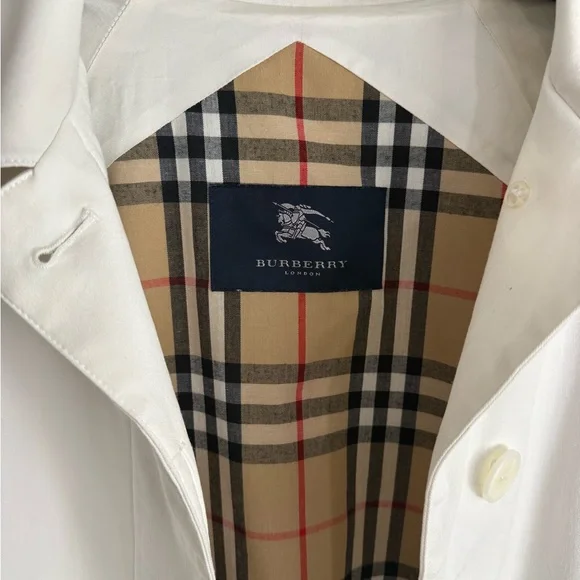 Burberry Cream Single Breasted Trench Coat - Picture 3 of 16